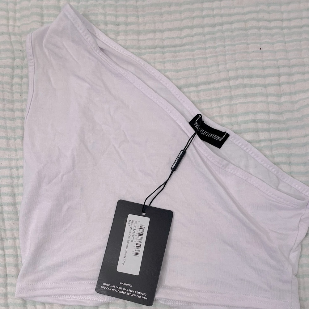 White one shoulder shirt Never worn new with tags